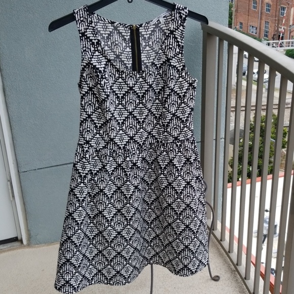 Collective Concepts Dresses & Skirts - Collective Concepts fit and flare dress Collective Concepts Dresses & Skirts - Collective Concepts fit and flare dress